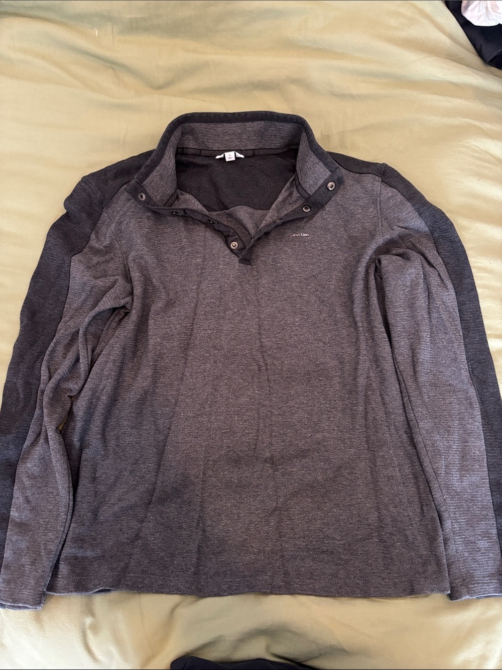Calvin Klein Gray Men’s Pullover Sweater